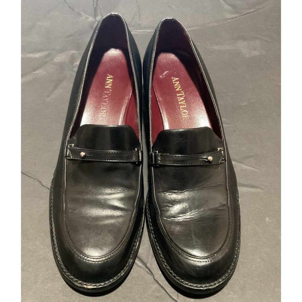 Ann Taylor Leather Loafers Sz 7.5 Stylish Kitten Blocked Heel